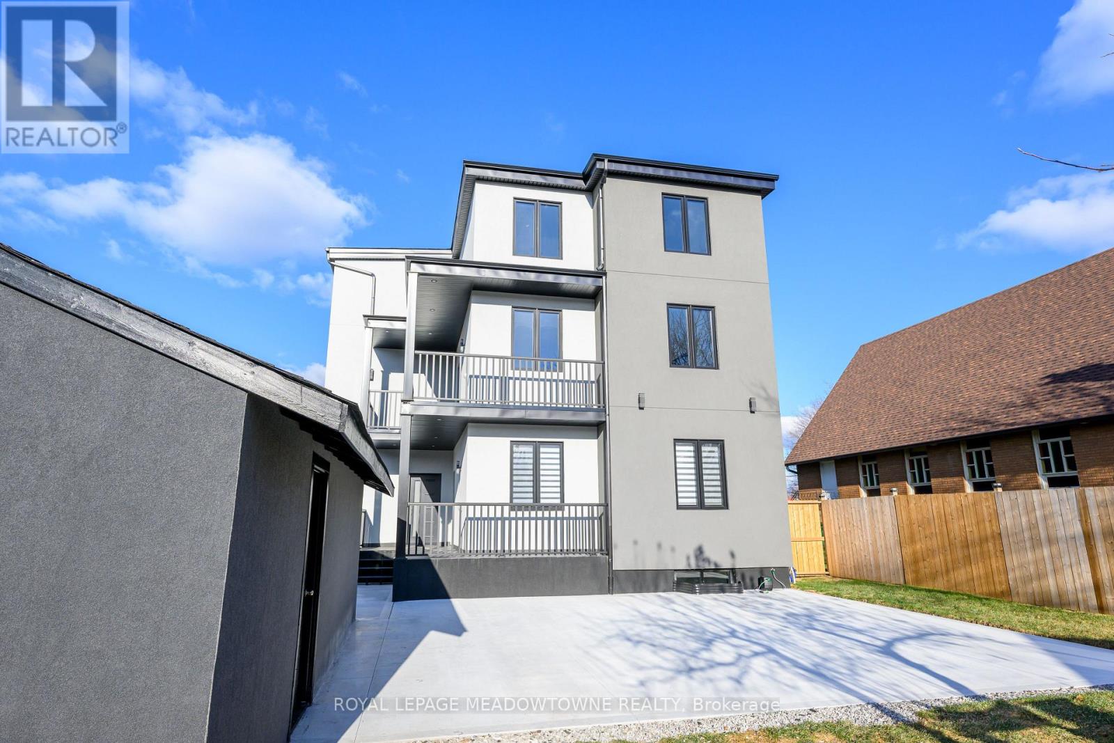 374 Highway 8, Hamilton, Ontario  L8G 1E8 - Photo 47 - X12992478