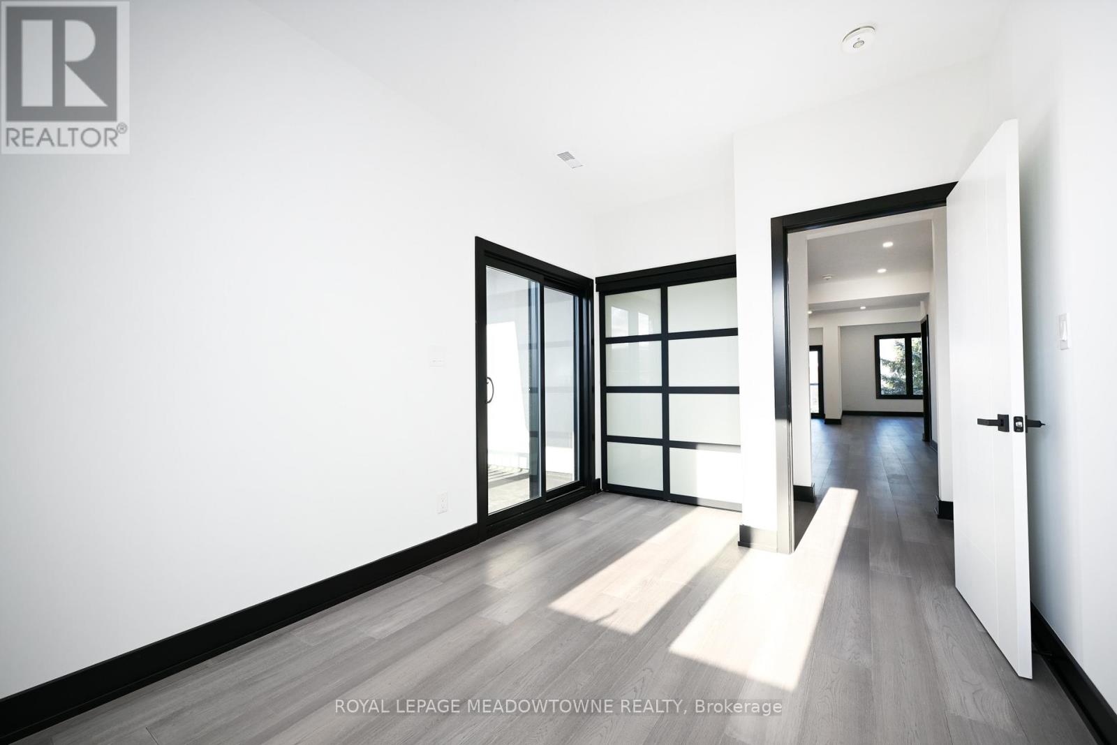 374 Highway 8, Hamilton, Ontario  L8G 1E8 - Photo 28 - X12992486