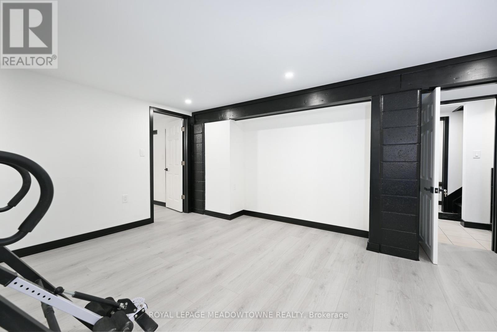 374 Highway 8, Hamilton, Ontario  L8G 1E8 - Photo 42 - X12992486