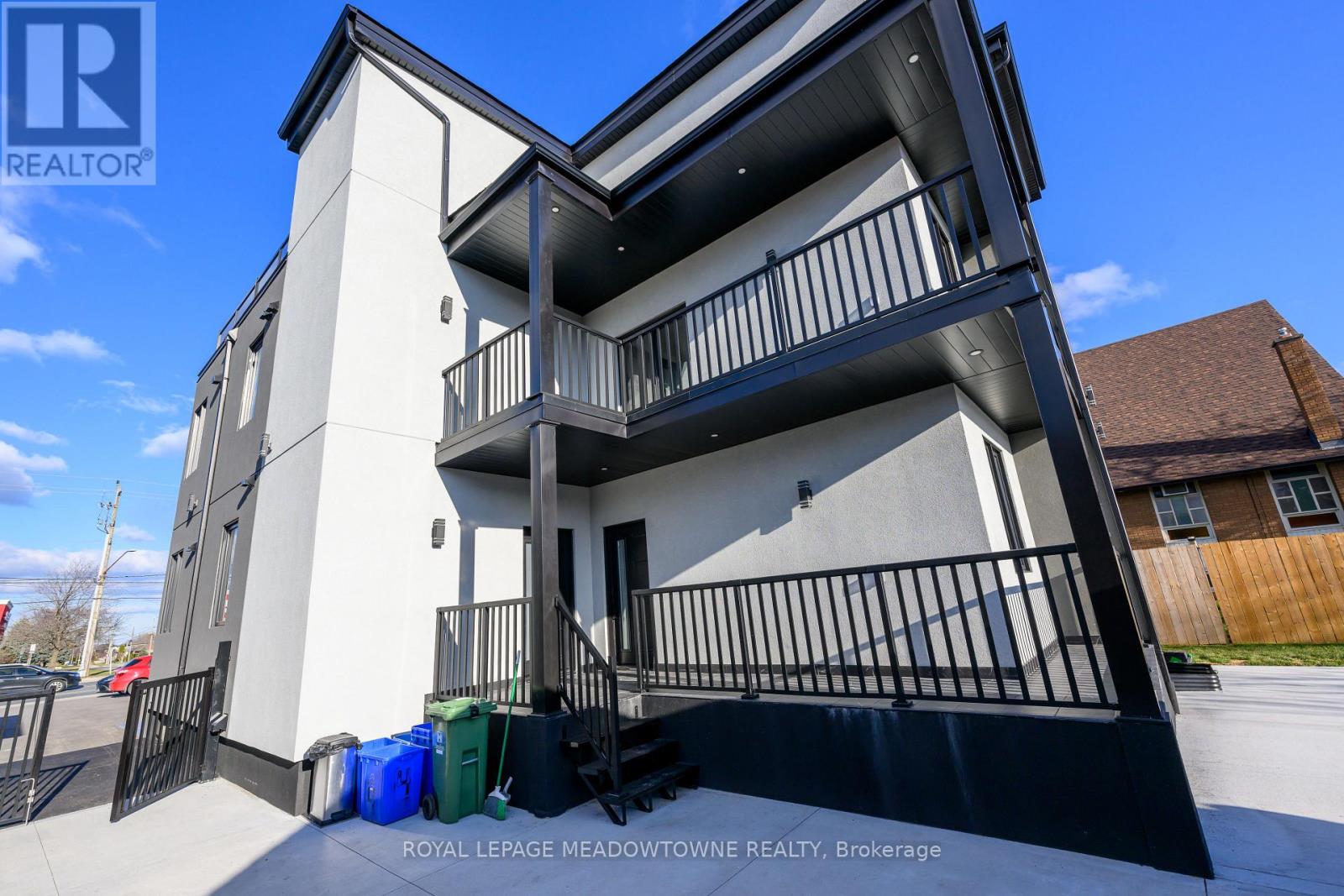 374 Highway 8, Hamilton, Ontario  L8G 1E8 - Photo 46 - X12992486