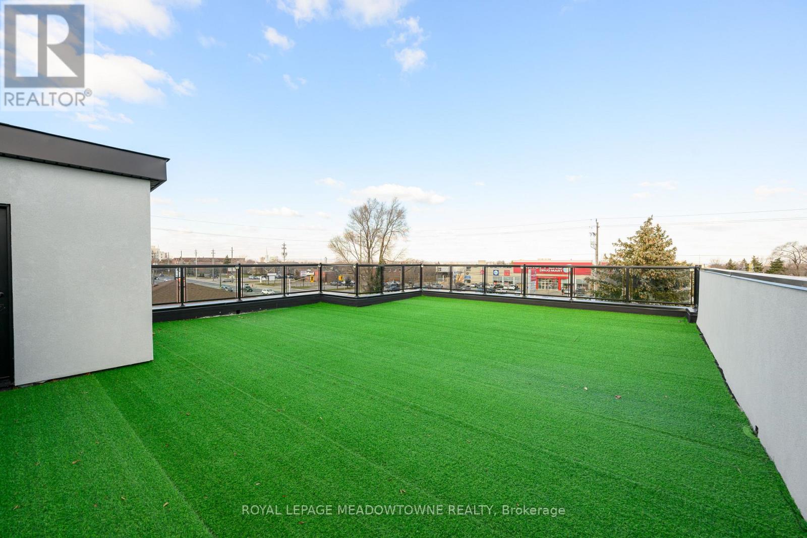 374 Highway 8, Hamilton, Ontario  L8G 1E8 - Photo 49 - X12992486