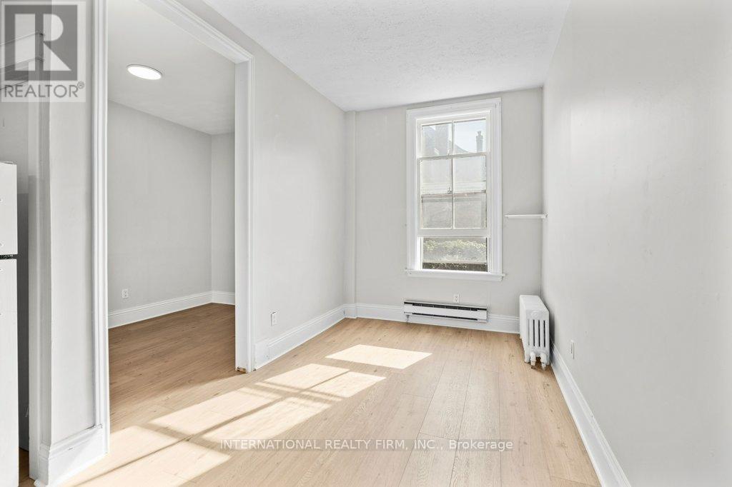 67 Ontario Avenue, Hamilton, Ontario  L8N 2X1 - Photo 5 - X12992502