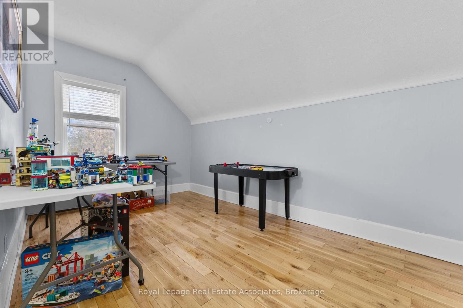 4 Dundas Street E, Erin, Ontario  N0B 1T0 - Photo 24 - X12992504