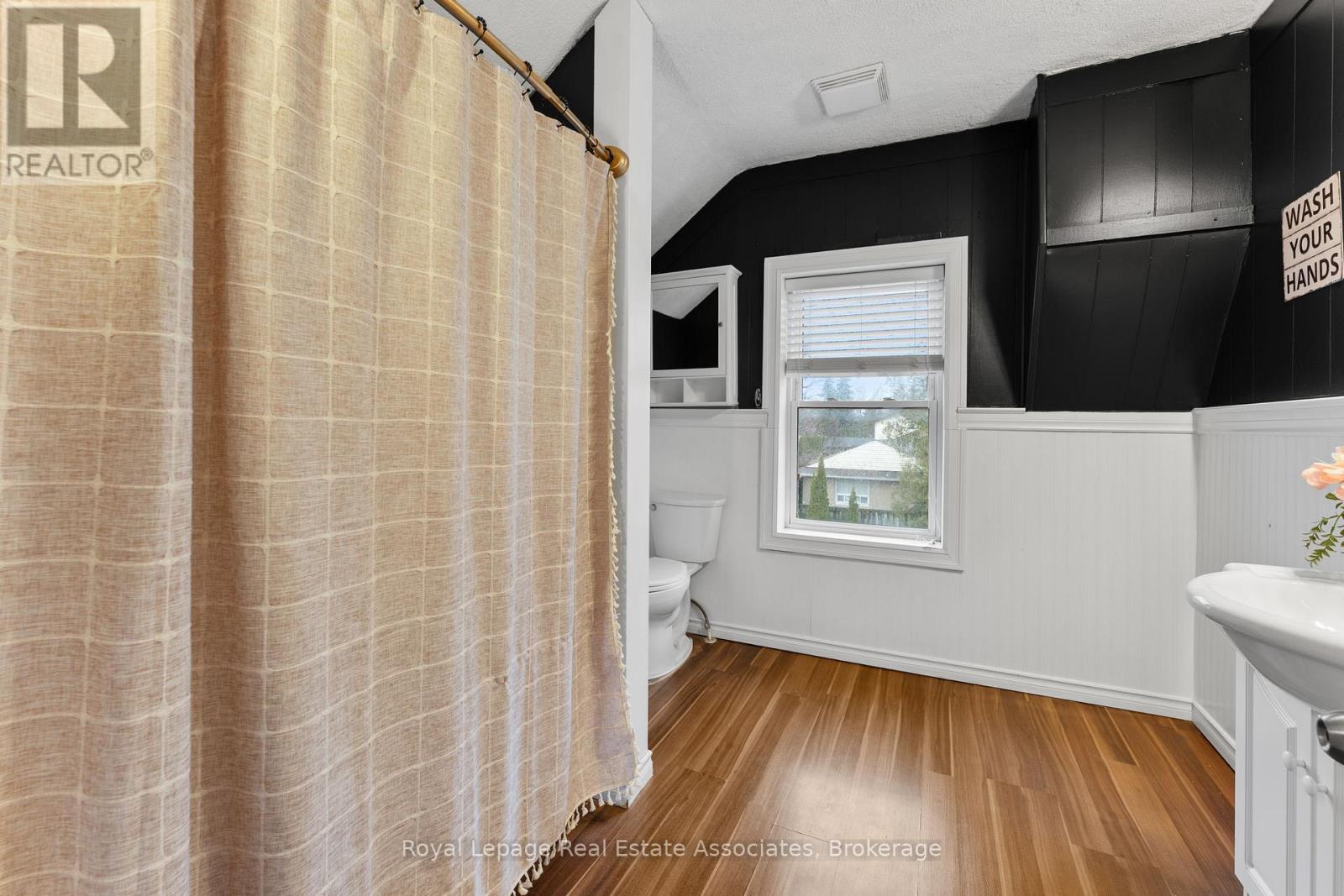 4 Dundas Street E, Erin, Ontario  N0B 1T0 - Photo 25 - X12992504