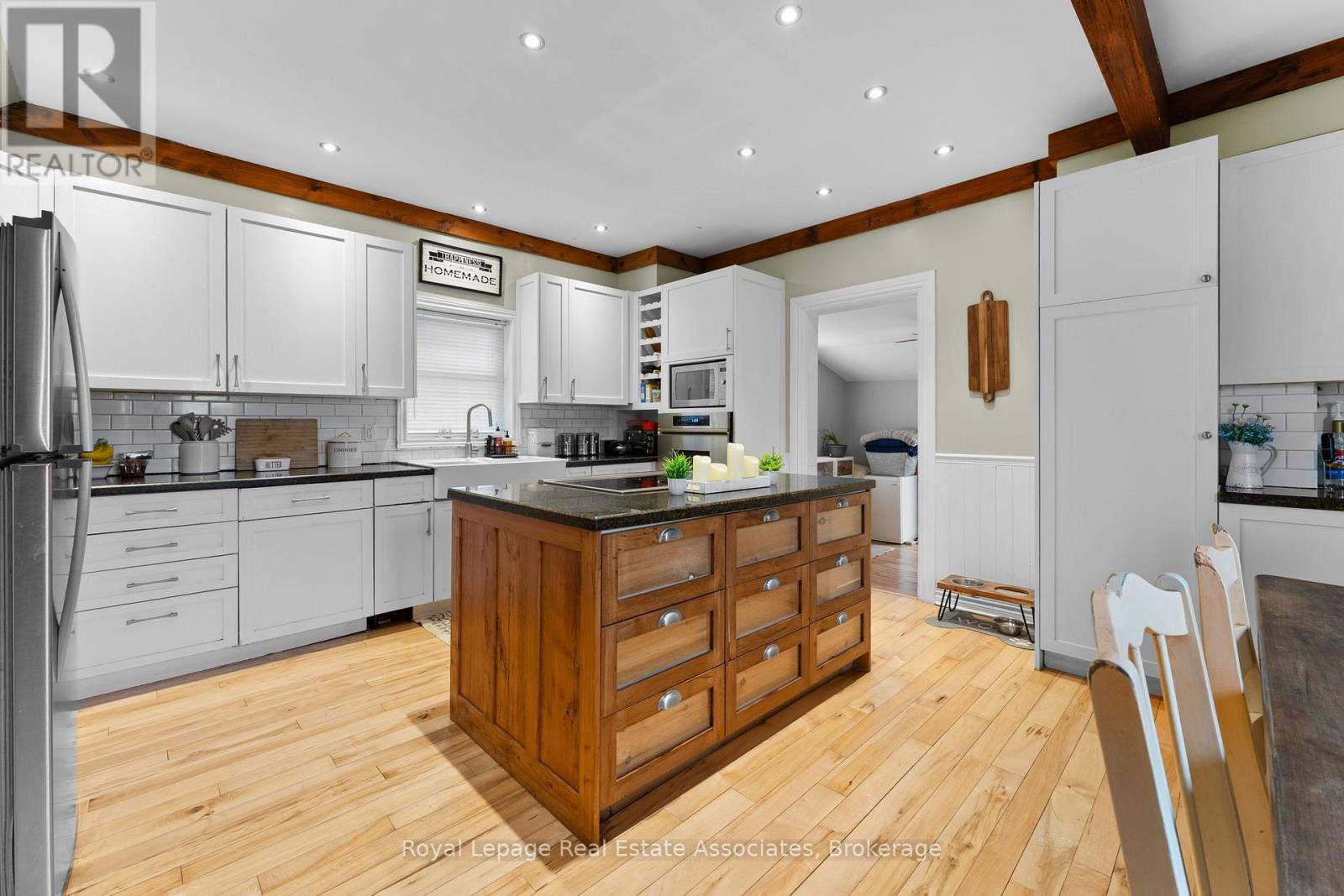 4 Dundas Street E, Erin, Ontario  N0B 1T0 - Photo 3 - X12992504