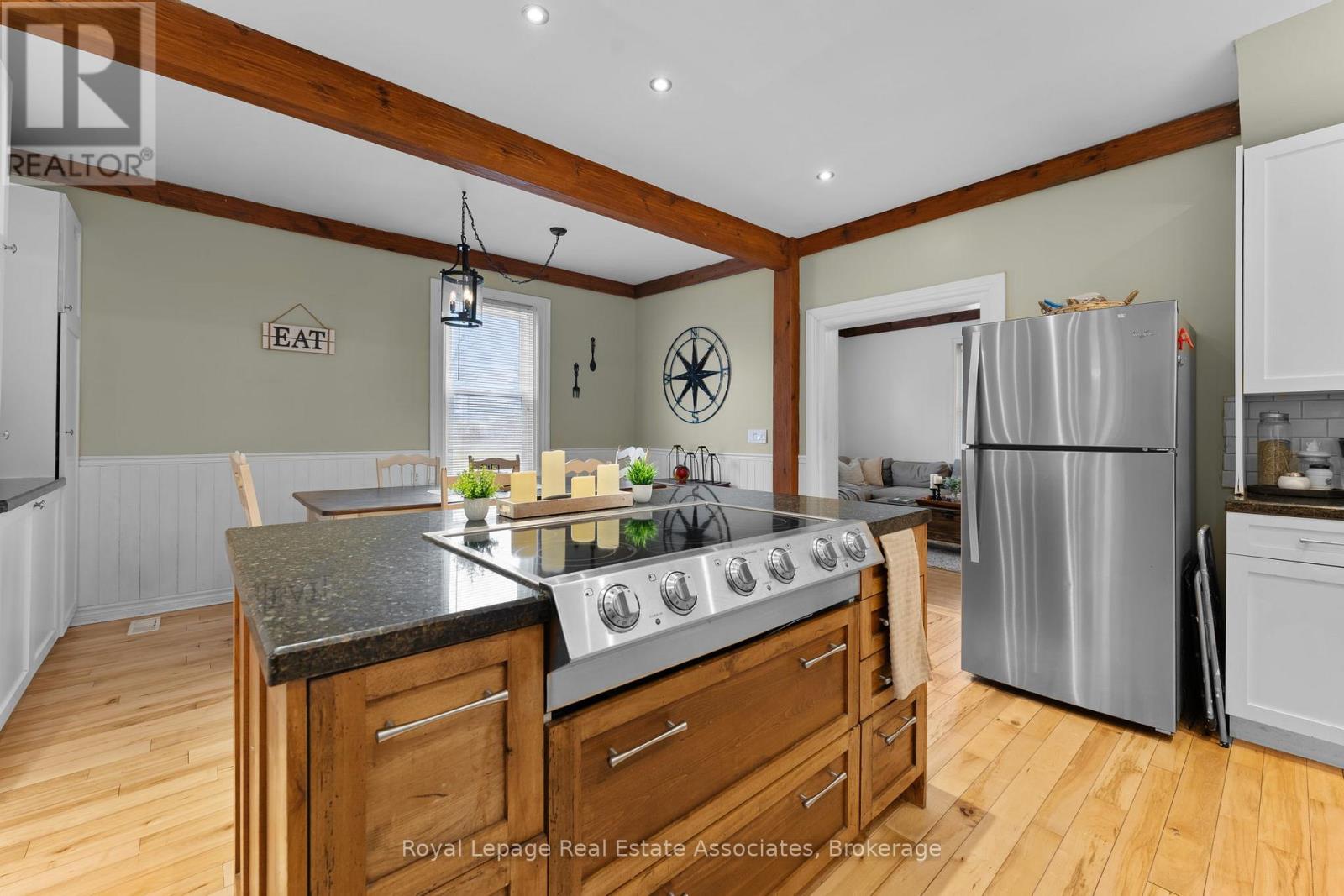 4 Dundas Street E, Erin, Ontario  N0B 1T0 - Photo 6 - X12992504