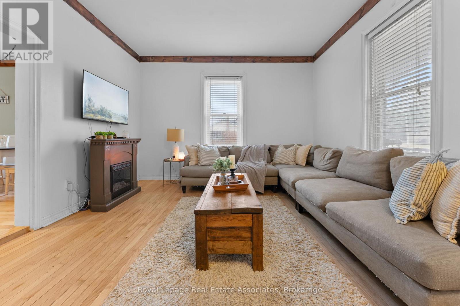 4 Dundas Street E, Erin, Ontario  N0B 1T0 - Photo 8 - X12992504