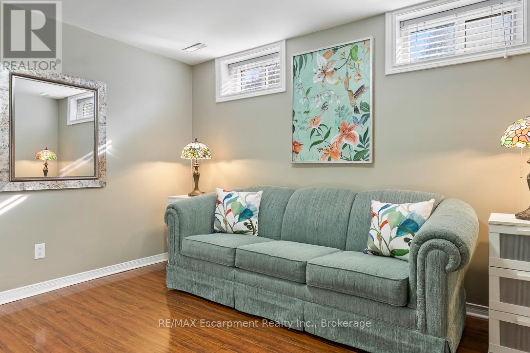 214 Maple Grove Drive, Oakville, Ontario  L6J 4V3 - Photo 39 - W12992552