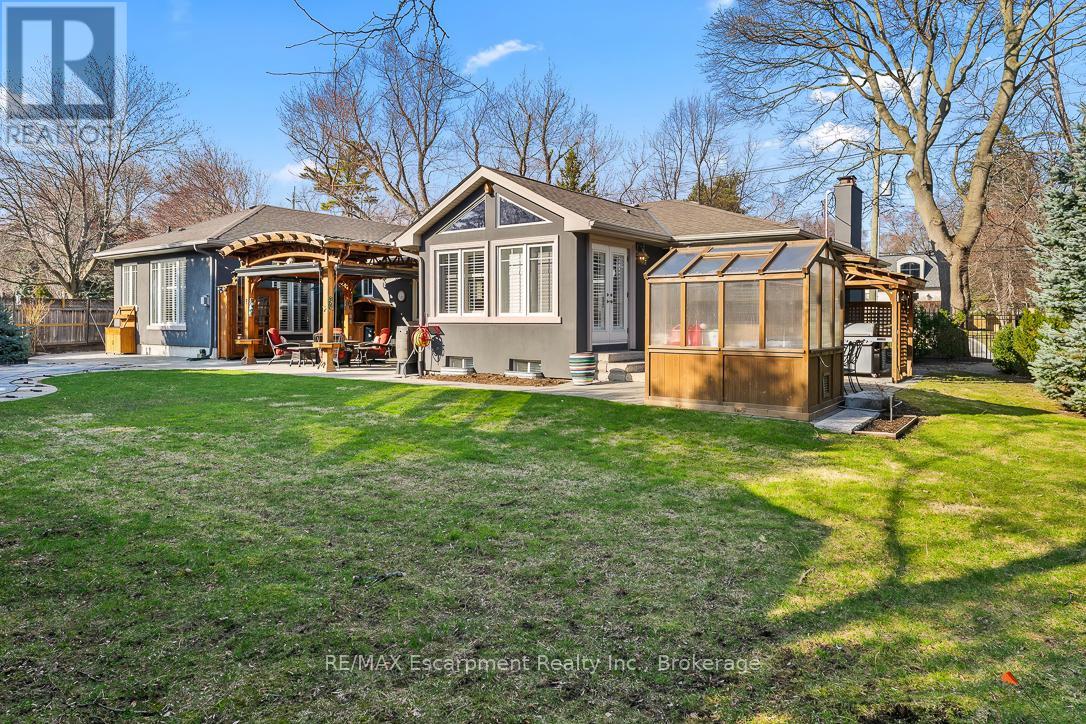 214 Maple Grove Drive, Oakville, Ontario  L6J 4V3 - Photo 46 - W12992552