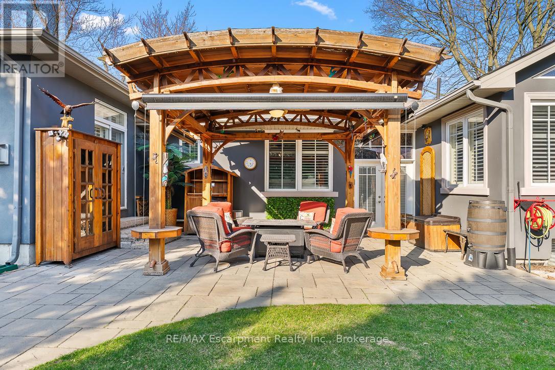 214 Maple Grove Drive, Oakville, Ontario  L6J 4V3 - Photo 47 - W12992552