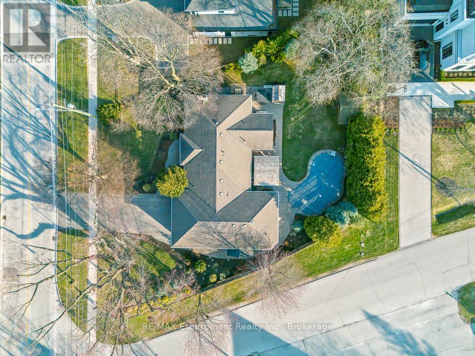 214 Maple Grove Drive, Oakville, Ontario  L6J 4V3 - Photo 48 - W12992552