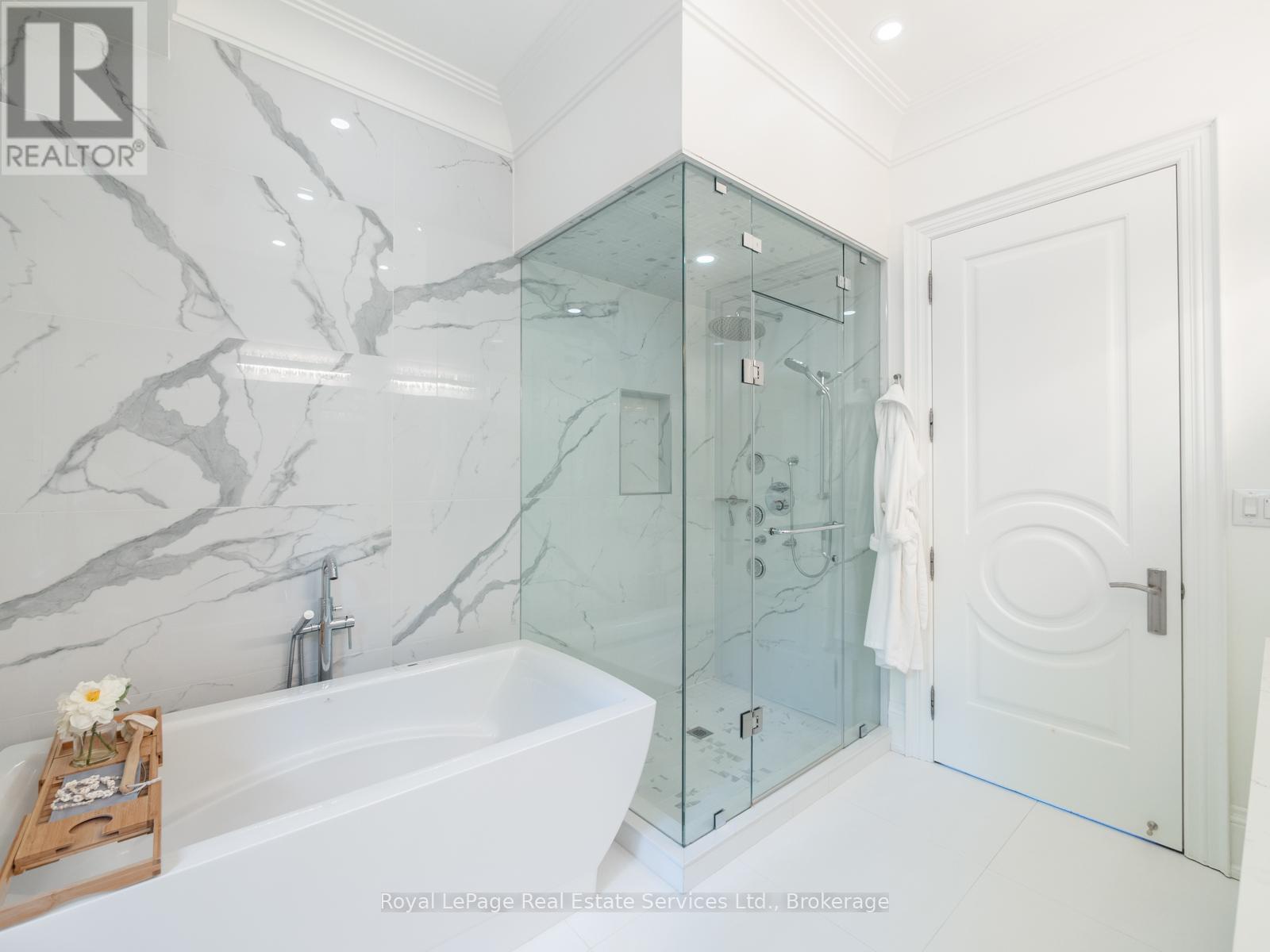 36 Anderson Street, Oakville, Ontario  L6K 1A5 - Photo 23 - W12992608