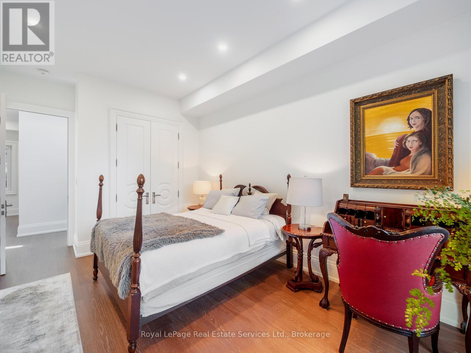 36 Anderson Street, Oakville, Ontario  L6K 1A5 - Photo 27 - W12992608