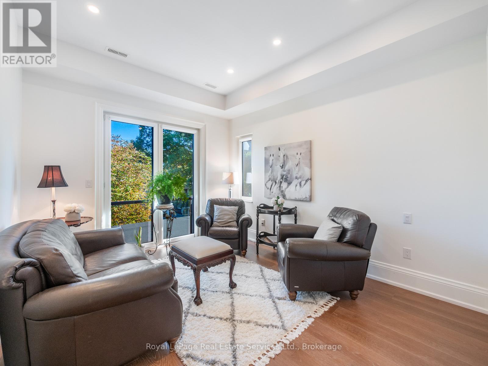 36 Anderson Street, Oakville, Ontario  L6K 1A5 - Photo 28 - W12992608