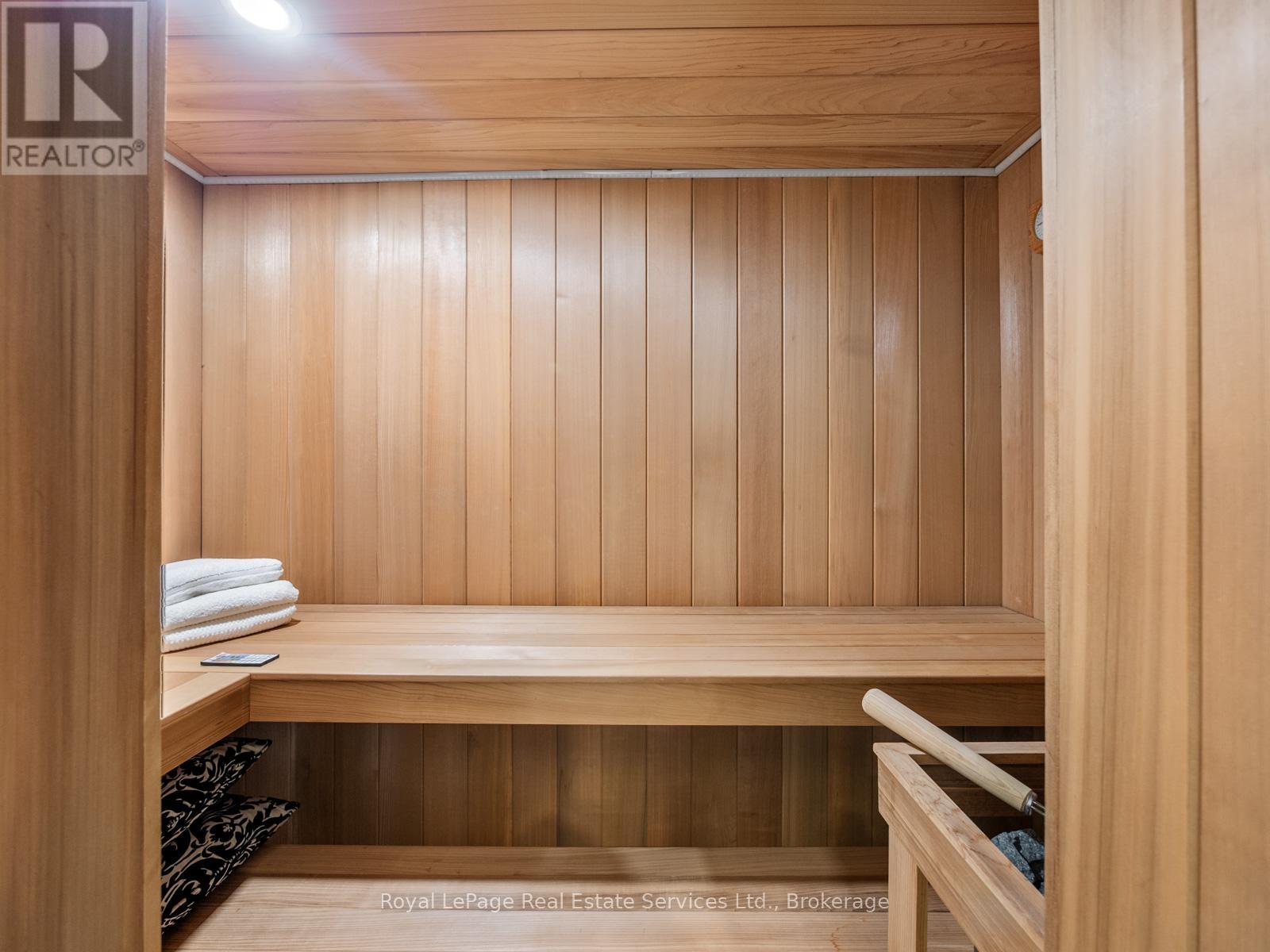 36 Anderson Street, Oakville, Ontario  L6K 1A5 - Photo 41 - W12992608