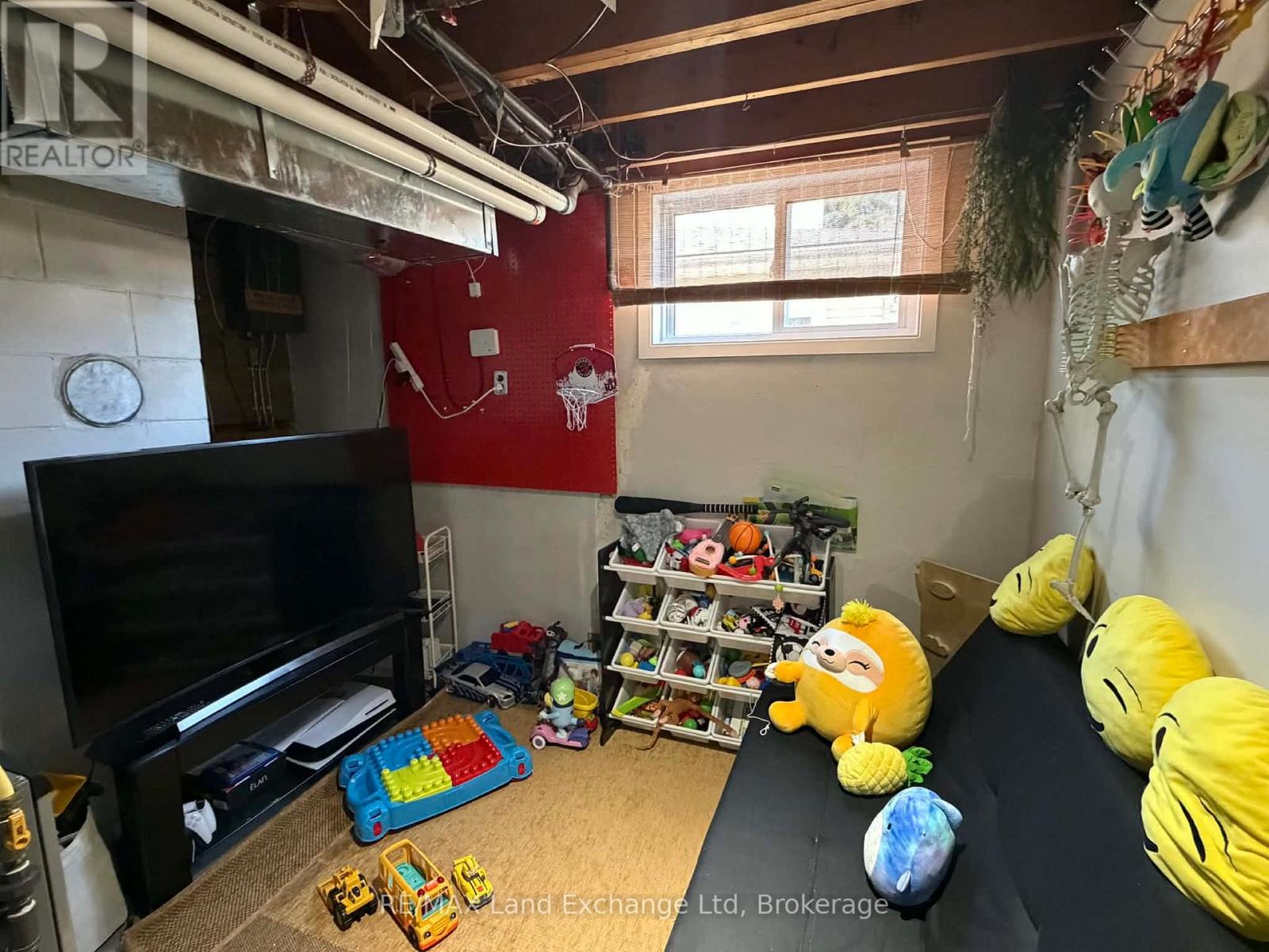 320 Summit Drive, North Huron, Ontario N0G 2W0 - Photo 33 - X12992616