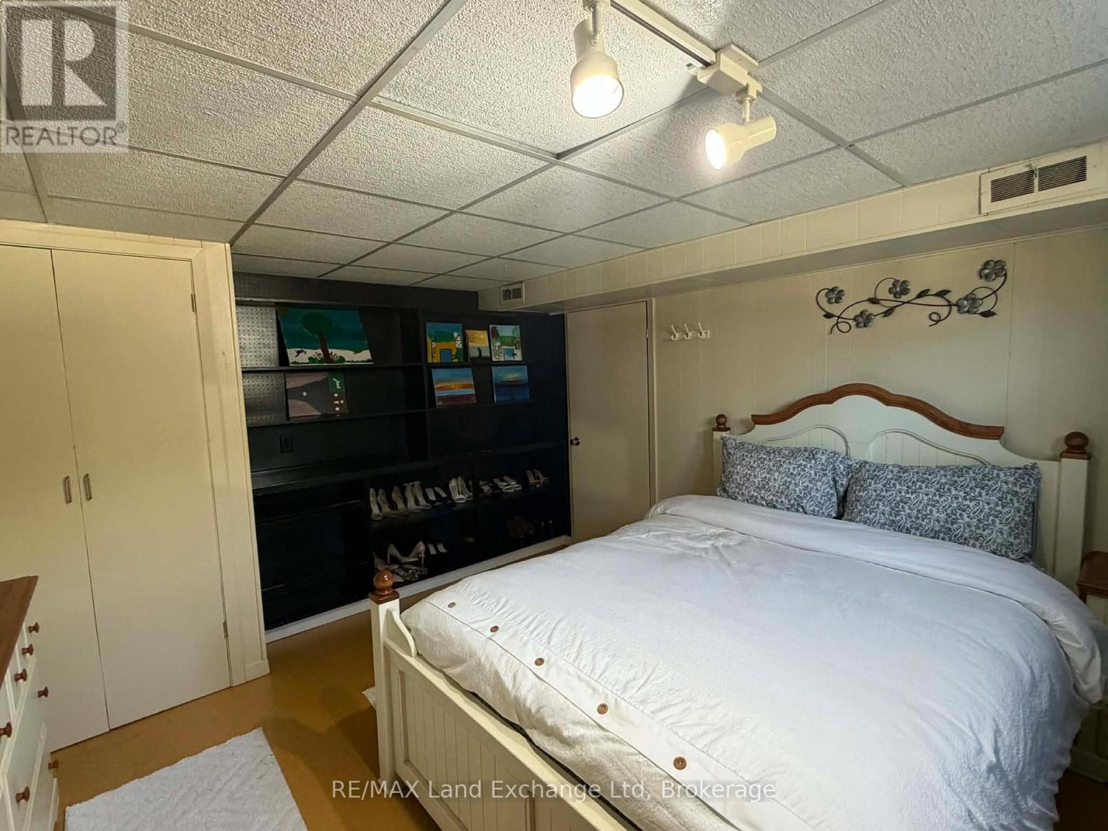 320 Summit Drive, North Huron, Ontario N0G 2W0 - Photo 35 - X12992616