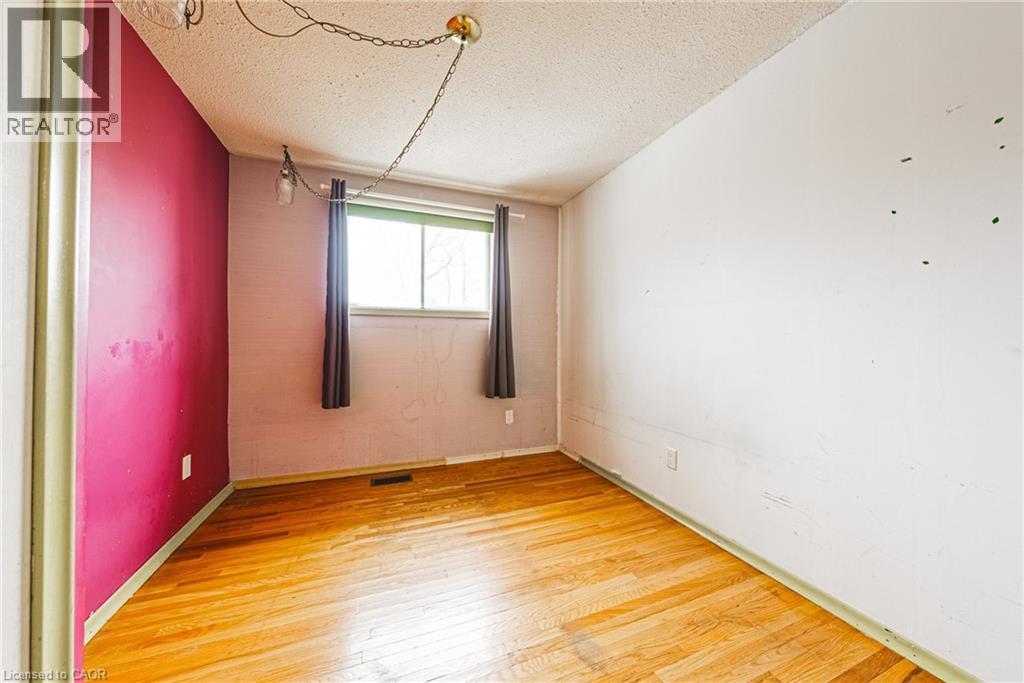 27 Glenview Court, Hamilton, Ontario  L9C 6H7 - Photo 13 - 40812435