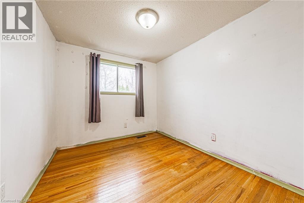 27 Glenview Court, Hamilton, Ontario  L9C 6H7 - Photo 15 - 40812435