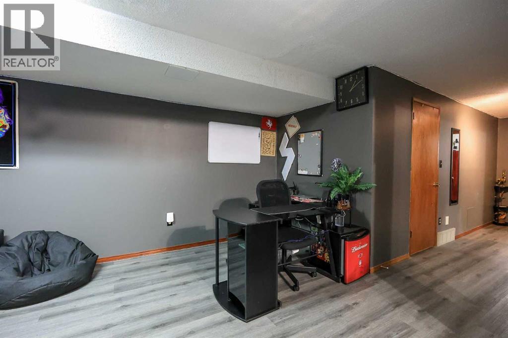 56 Elder Street, Red Deer, Alberta  T4R 2C6 - Photo 26 - A2300175