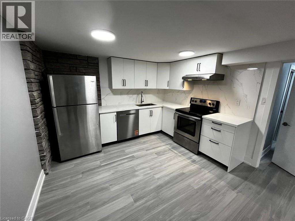 3140 Michael Crescent Unit# B, Burlington, Ontario  L7M 1V4 - Photo 2 - 40819979