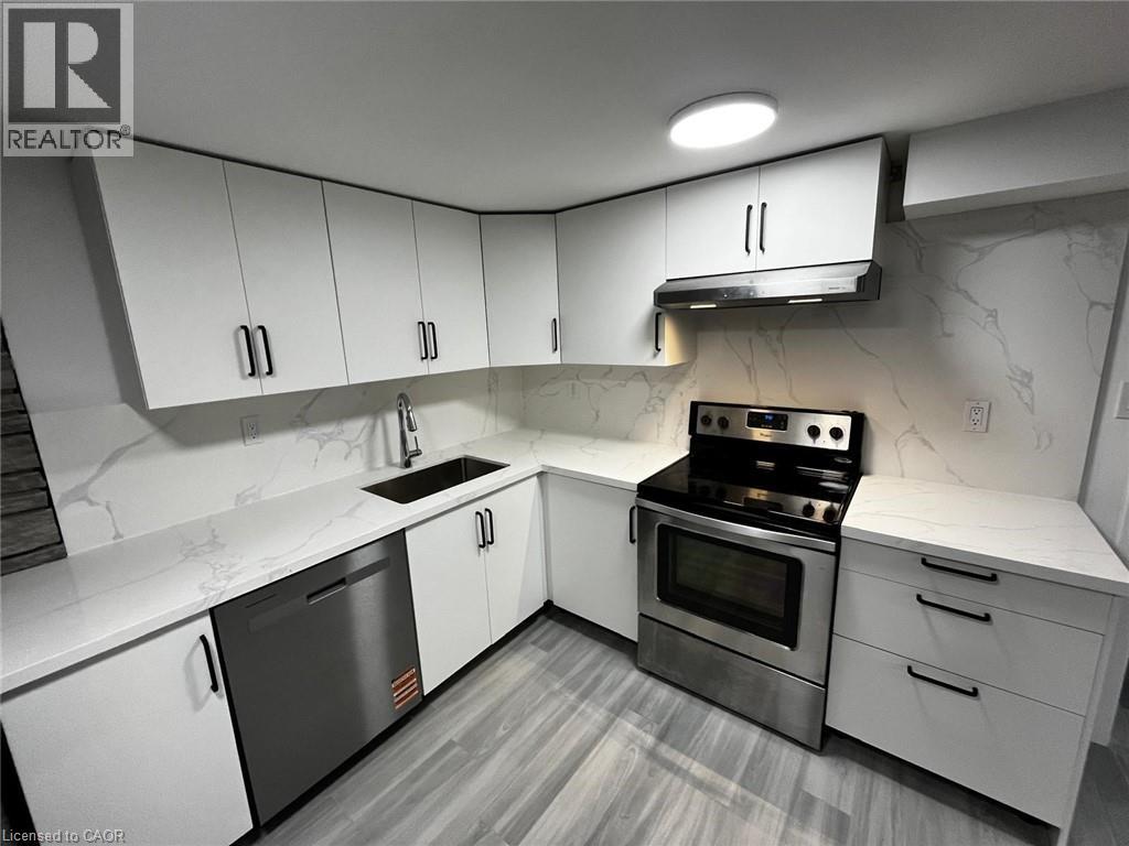 3140 Michael Crescent Unit# B, Burlington, Ontario  L7M 1V4 - Photo 3 - 40819979