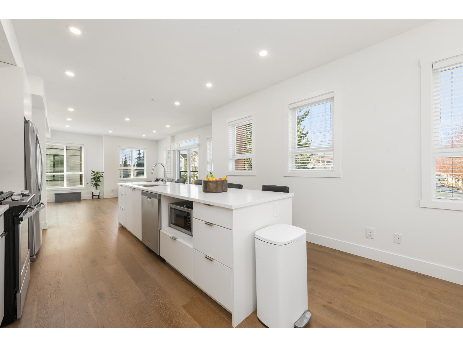 9 19790 55A AVENUE, Langley, British Columbia