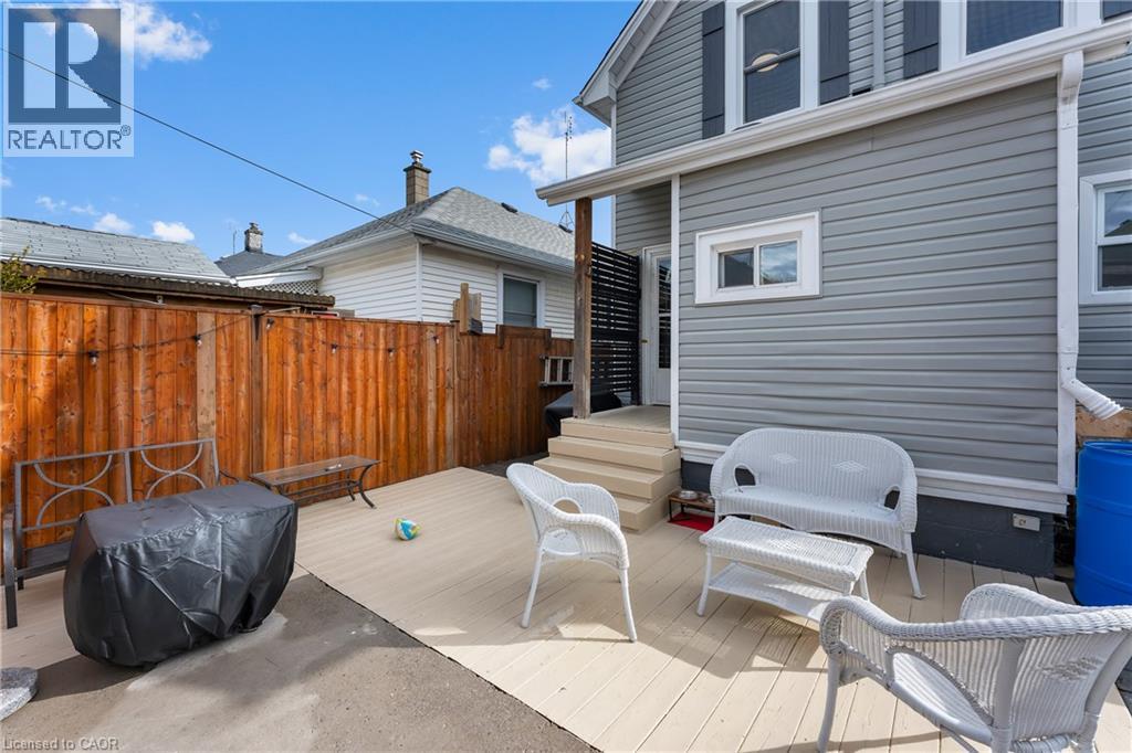 33 Richmond Avenue, St. Catharines, Ontario  L2R 3W6 - Photo 35 - 40814093