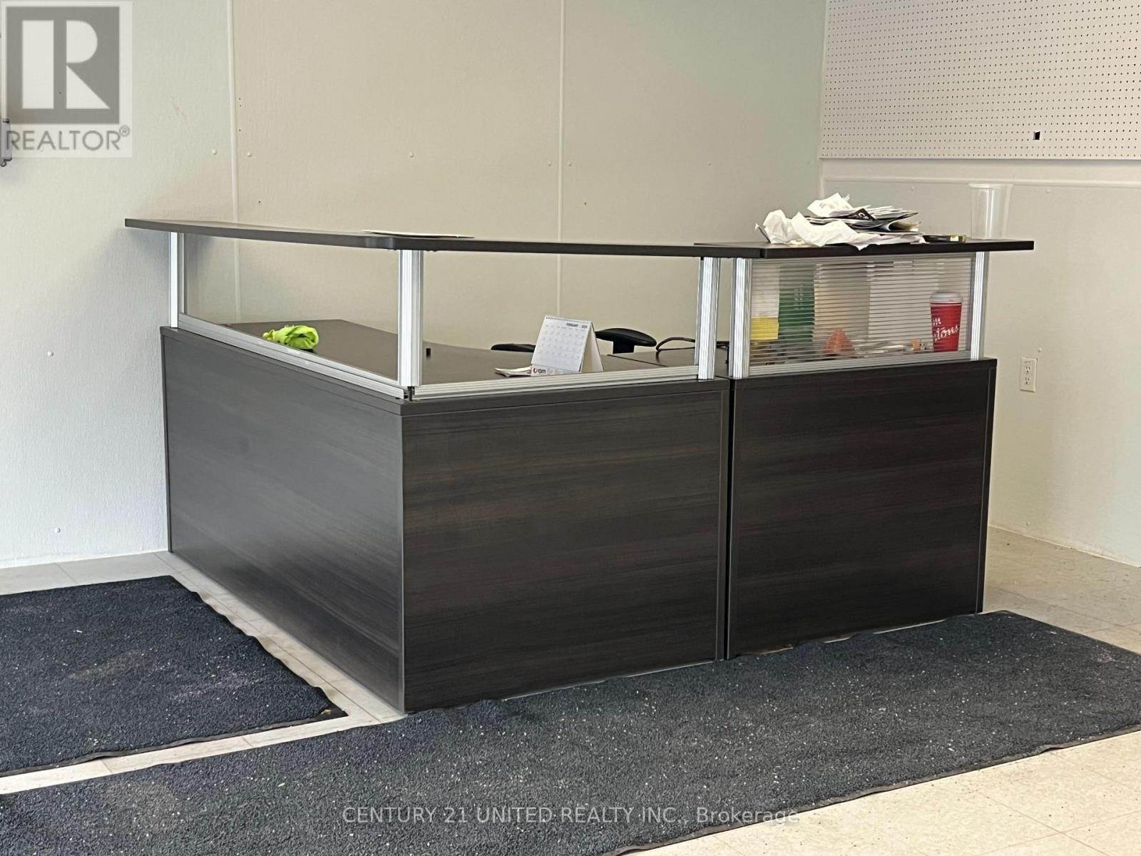 4 - 637 The Queensway, Peterborough, Ontario  K9J 7J6 - Photo 5 - X12992540