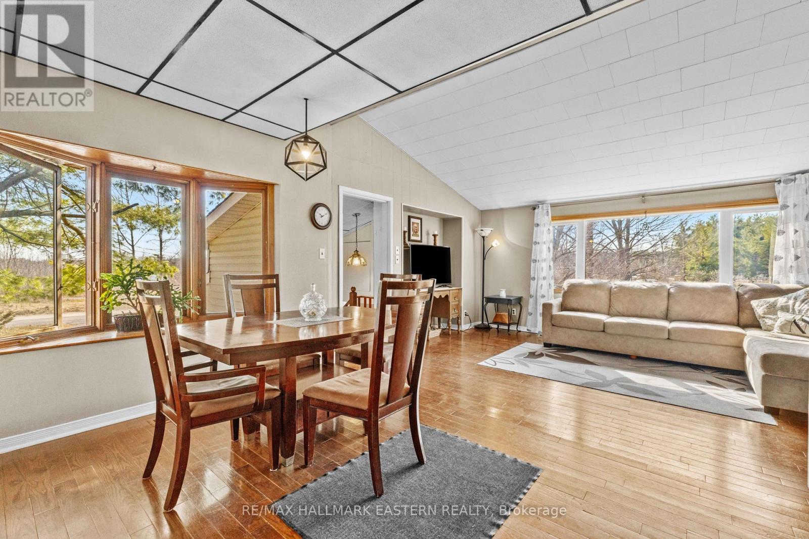 700 Golf Course Road, Douro-Dummer, Ontario  K0L 2H0 - Photo 10 - X12992550