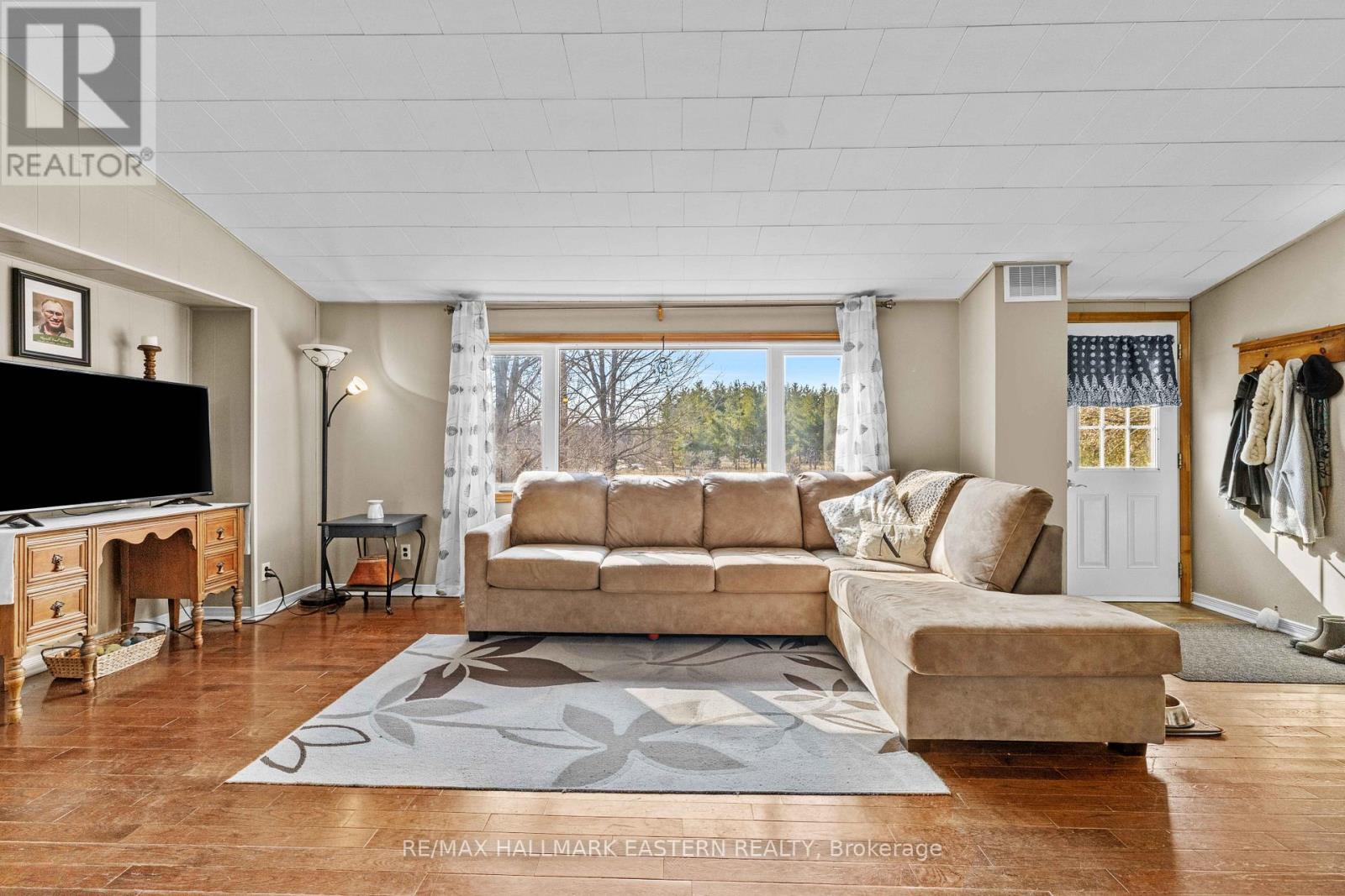 700 Golf Course Road, Douro-Dummer, Ontario  K0L 2H0 - Photo 8 - X12992550