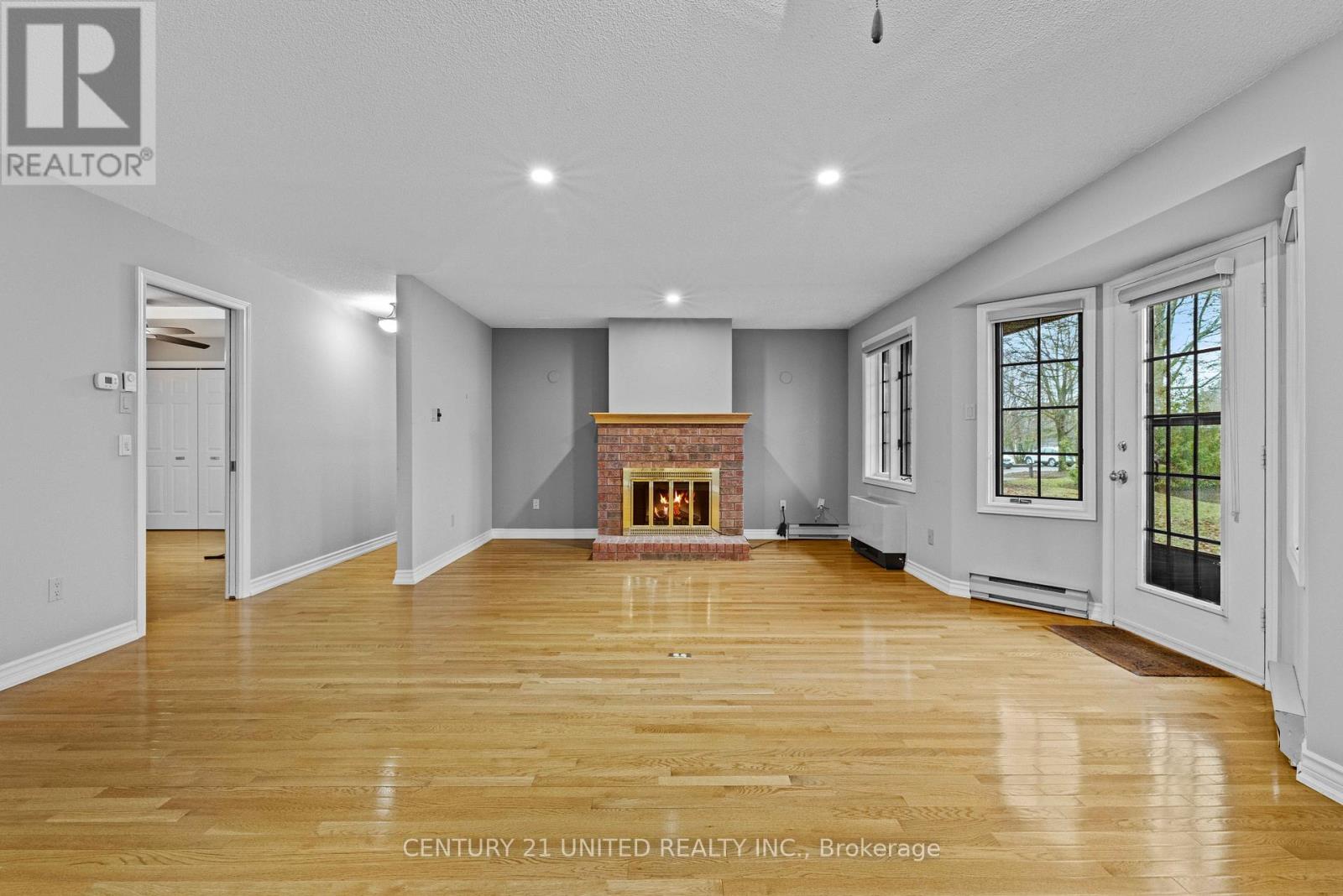 3 - 660 Whitaker Street, Peterborough, Ontario K9H 7L5 - Photo 14 - X12992660