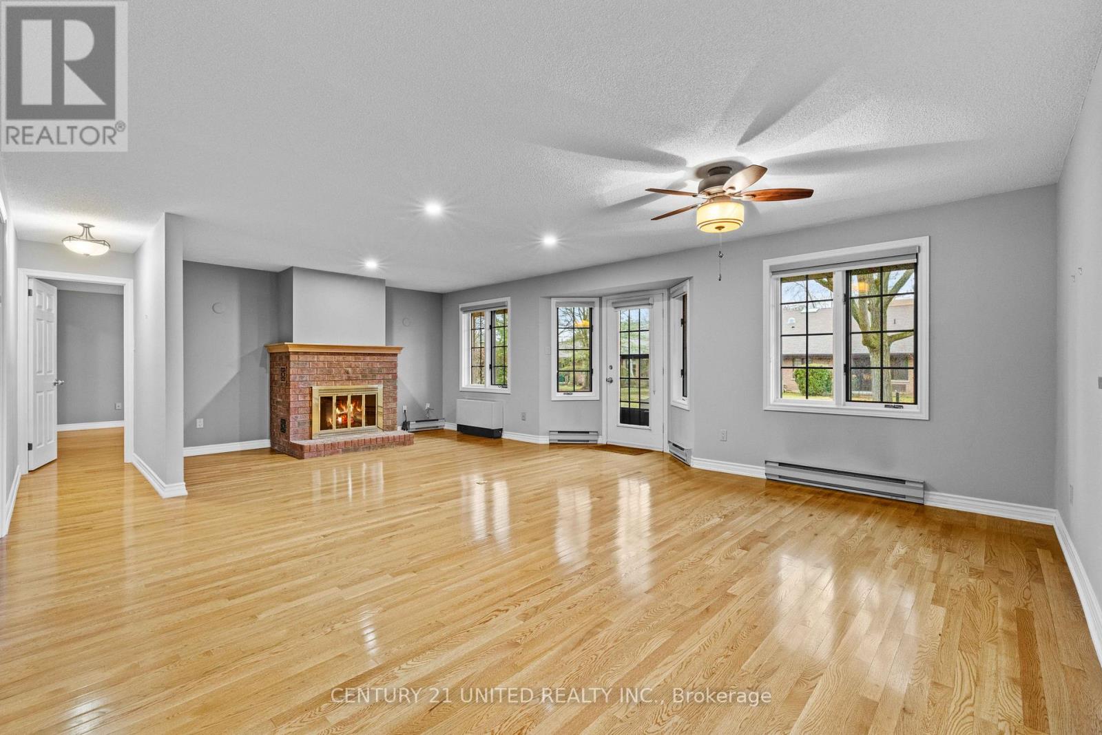 3 - 660 Whitaker Street, Peterborough, Ontario K9H 7L5 - Photo 18 - X12992660