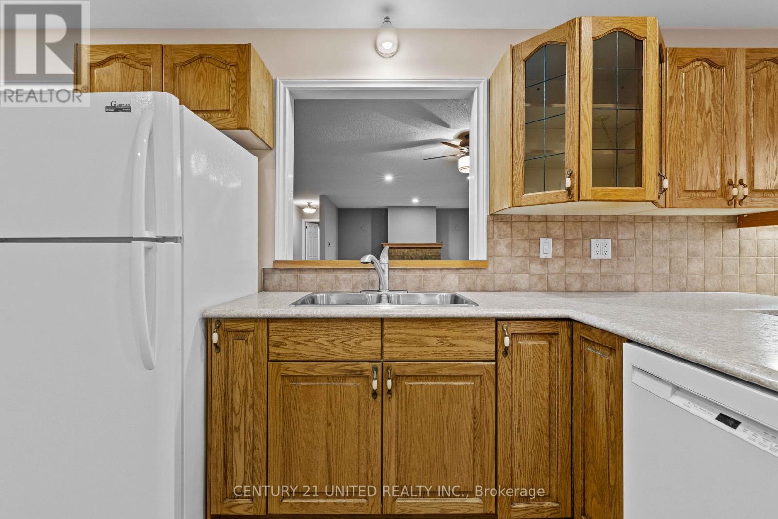 3 - 660 Whitaker Street, Peterborough, Ontario K9H 7L5 - Photo 19 - X12992660