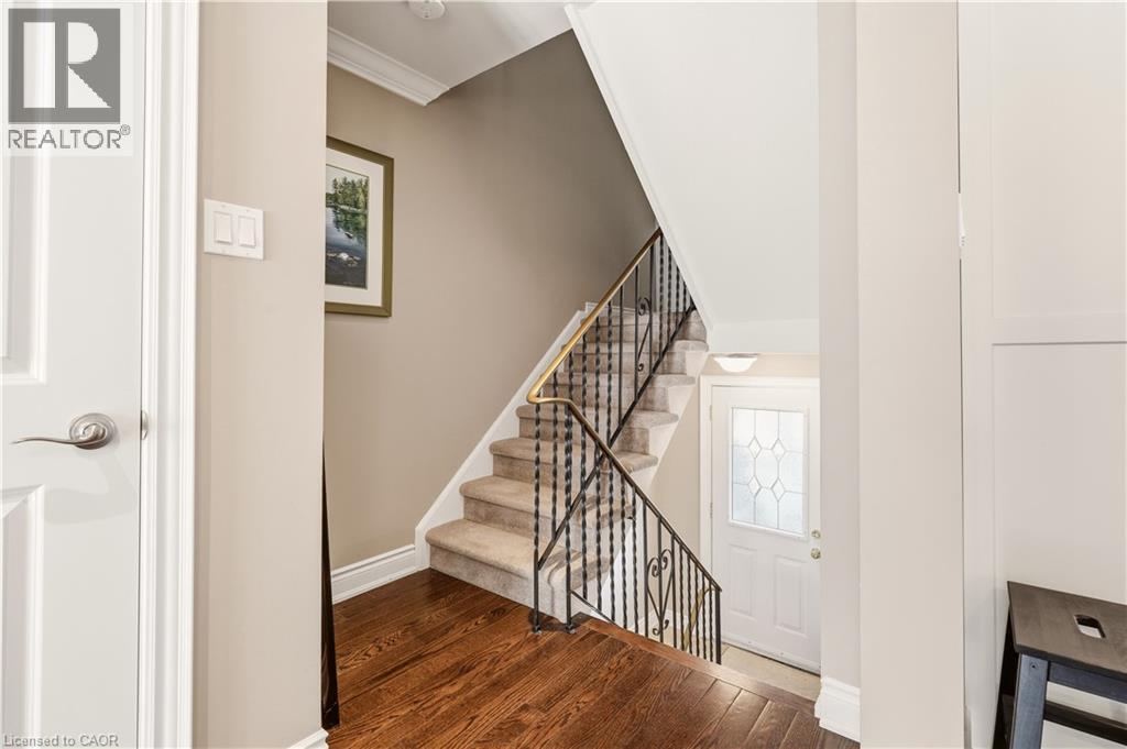 1528 Westminster Place, Burlington, Ontario  L7P 2B5 - Photo 3 - 40815697