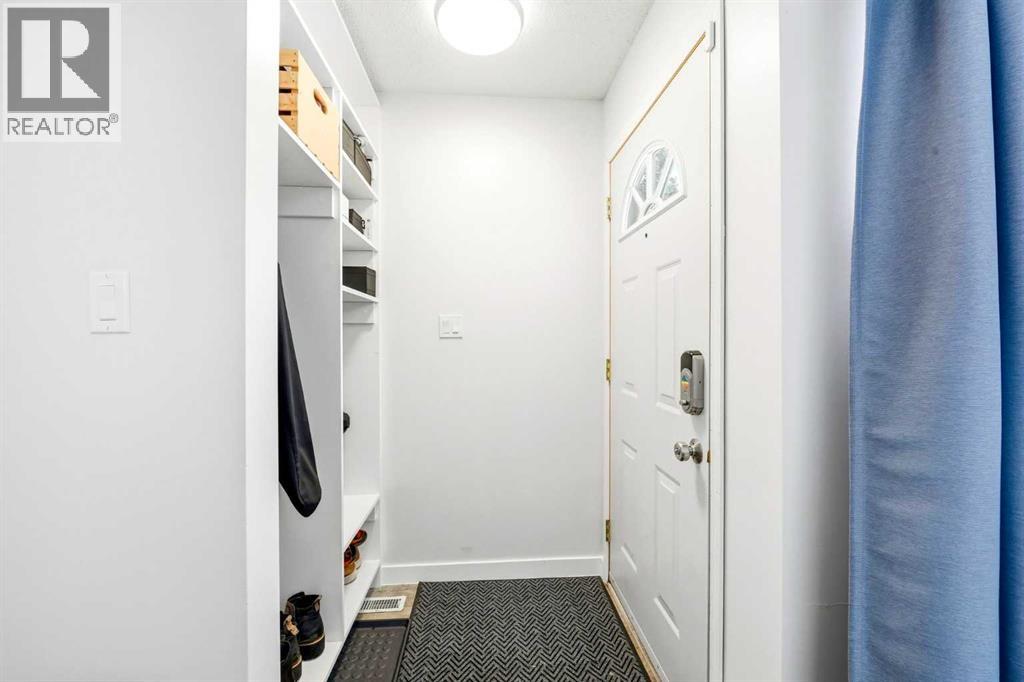 773 Kingsmere Crescent SW, Calgary, Alberta  T2V 2H9 - Photo 9 - A2299143