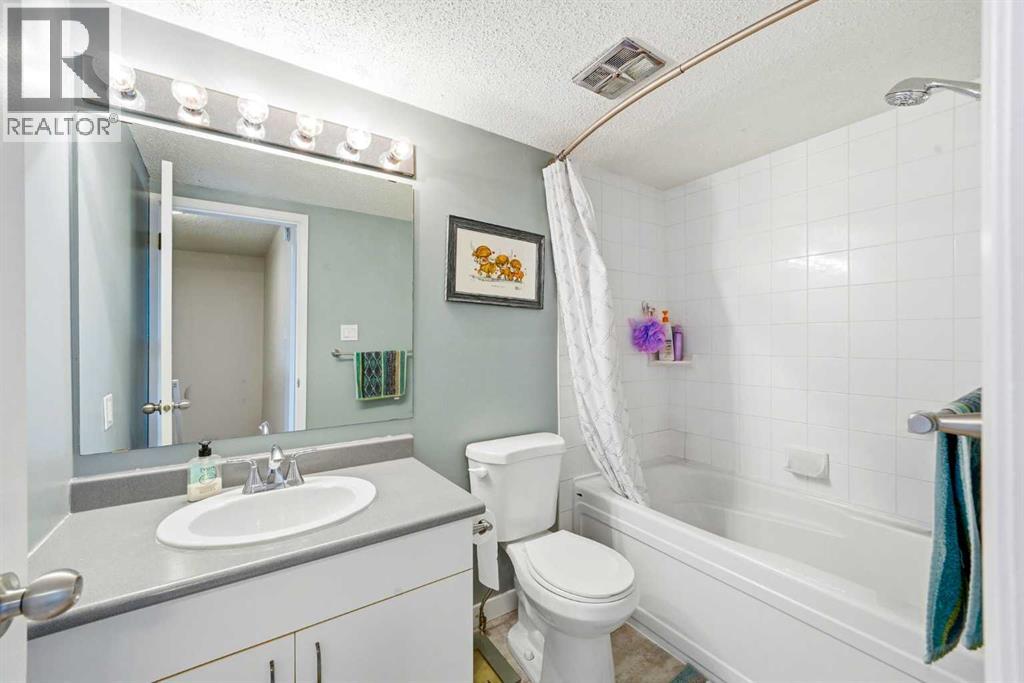 773 Kingsmere Crescent SW, Calgary, Alberta  T2V 2H9 - Photo 18 - A2299143