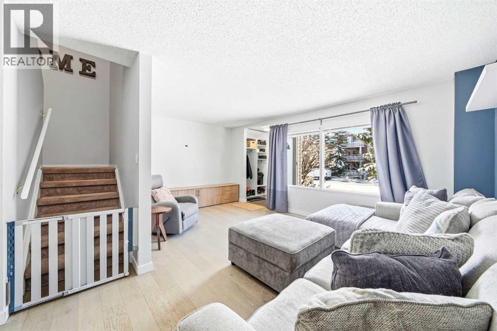 773 Kingsmere Crescent SW, Calgary, Alberta  T2V 2H9 - Photo 7 - A2299143