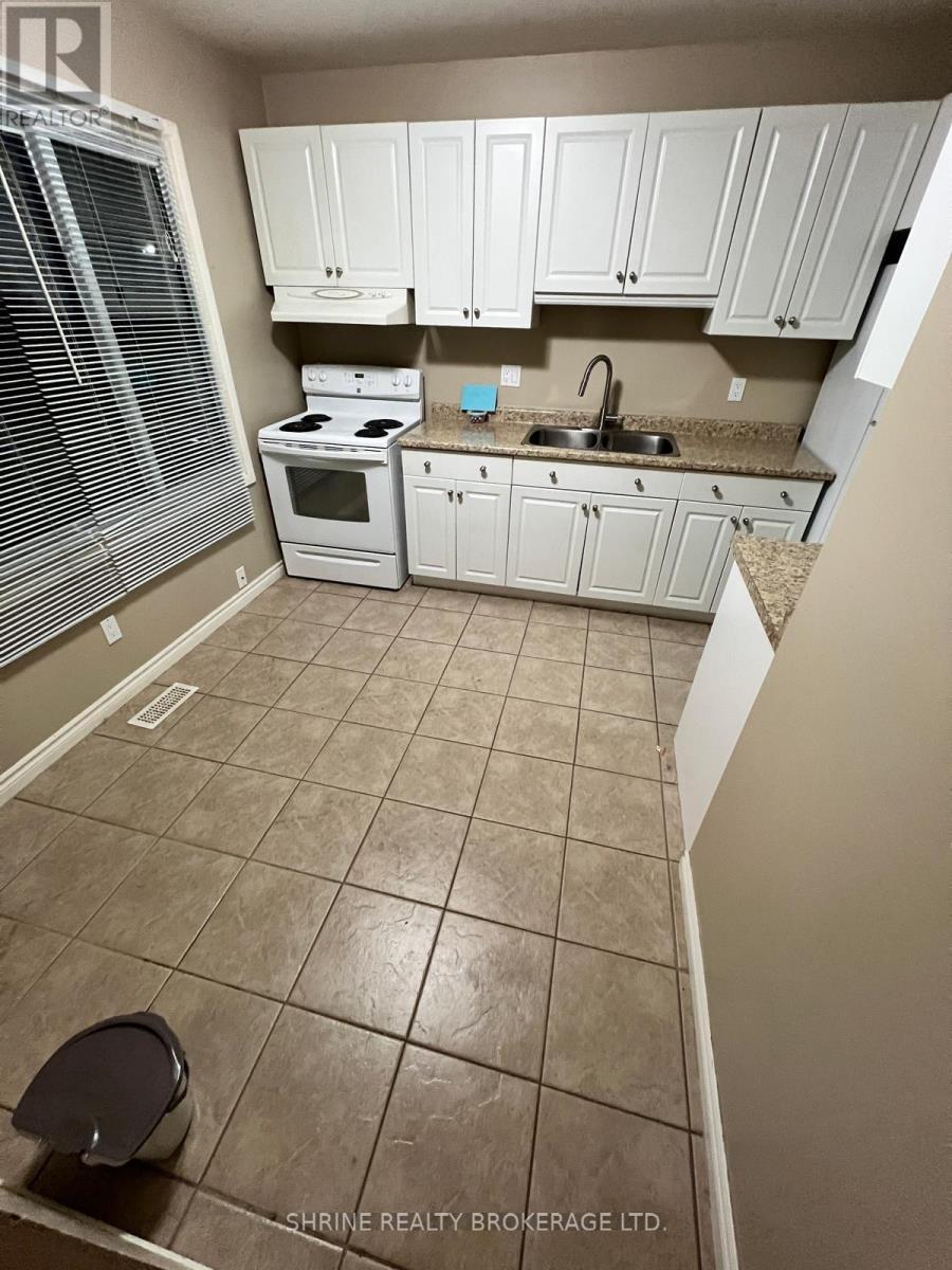 122 - 690 Little Grey Street, London East, Ontario  N5Z 4M9 - Photo 3 - X12992584