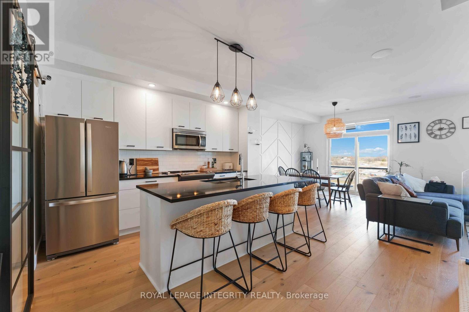 502 Labrador Crescent, Ottawa, Ontario K1T 0R4 - Photo 7 - X12992568