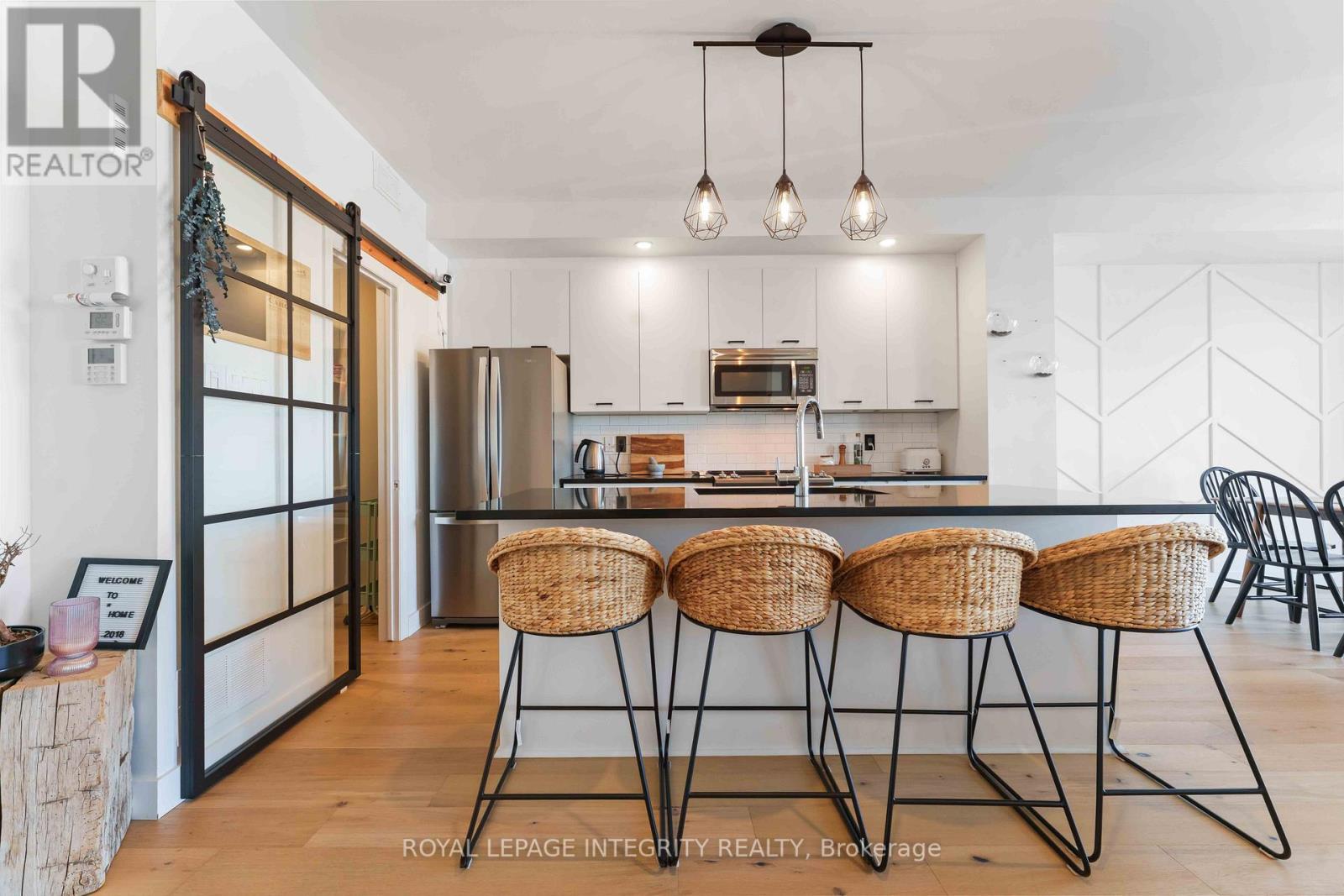 502 Labrador Crescent, Ottawa, Ontario K1T 0R4 - Photo 8 - X12992568