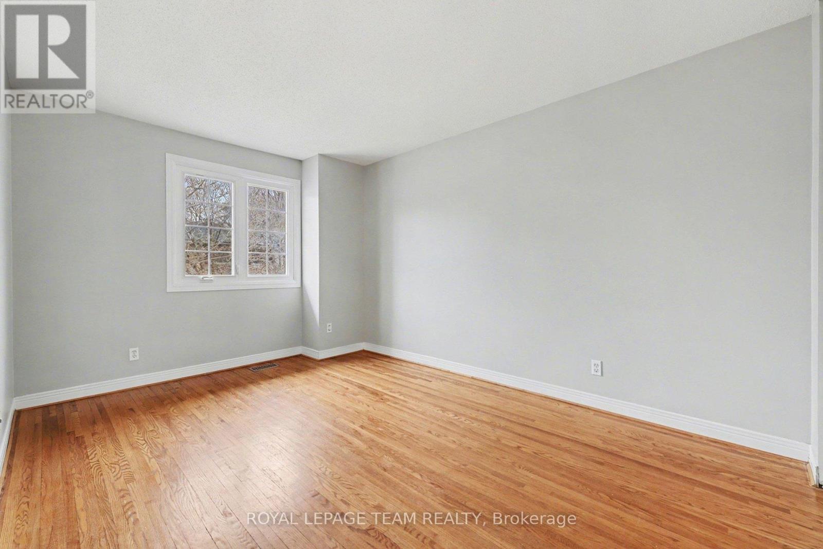 187 Monterey Drive, Ottawa, Ontario K2H 7A9 - Photo 20 - X12992580