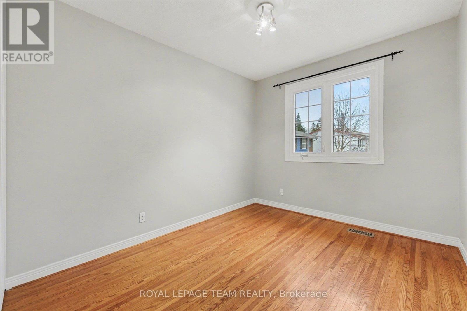 187 Monterey Drive, Ottawa, Ontario K2H 7A9 - Photo 25 - X12992580