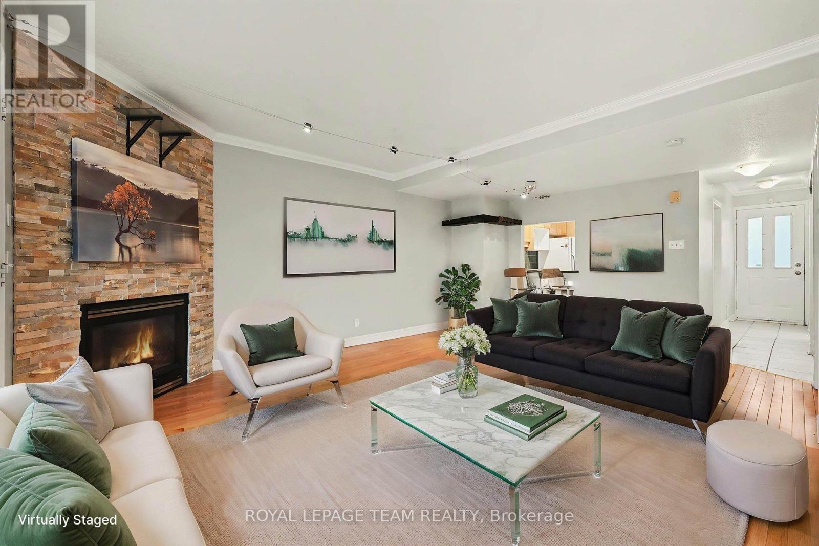 187 Monterey Drive, Ottawa, Ontario K2H 7A9 - Photo 6 - X12992580