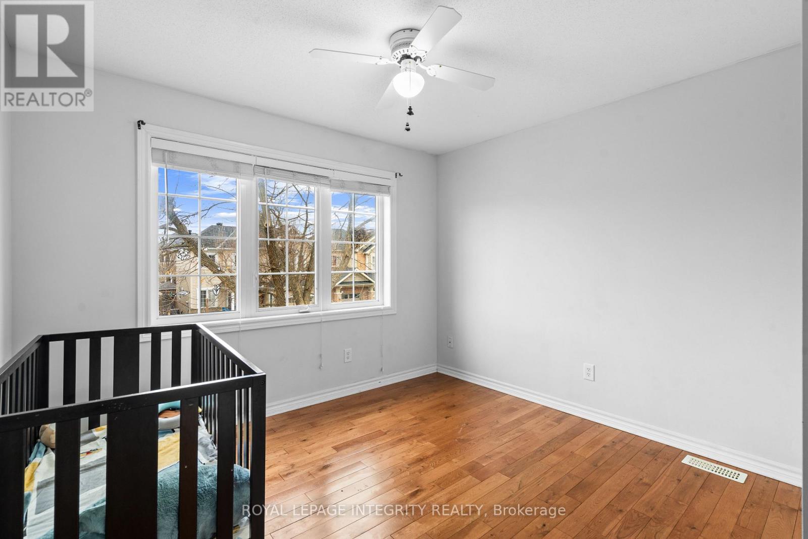 102 Sonesta Circle, Ottawa, Ontario K2S 0G6 - Photo 13 - X12992668