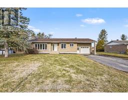 60 CHARLES STREET, North Stormont, Ontario