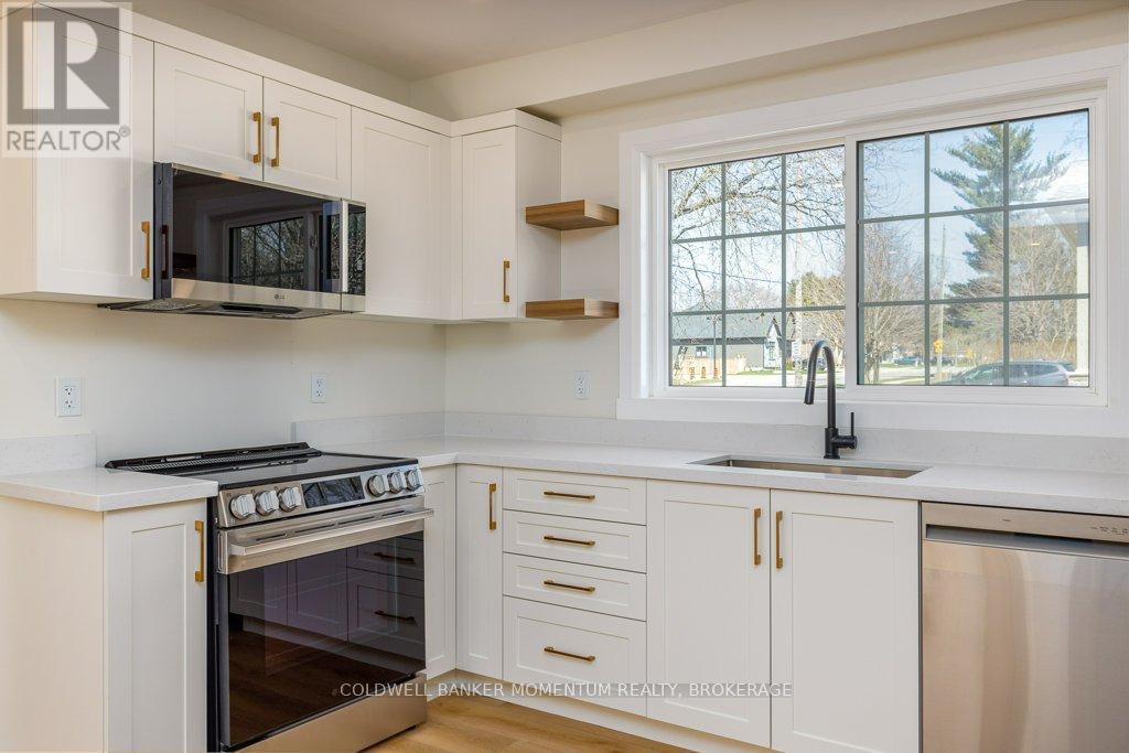 1105 Haist Street, Pelham, Ontario  L0S 1E2 - Photo 14 - X12992542