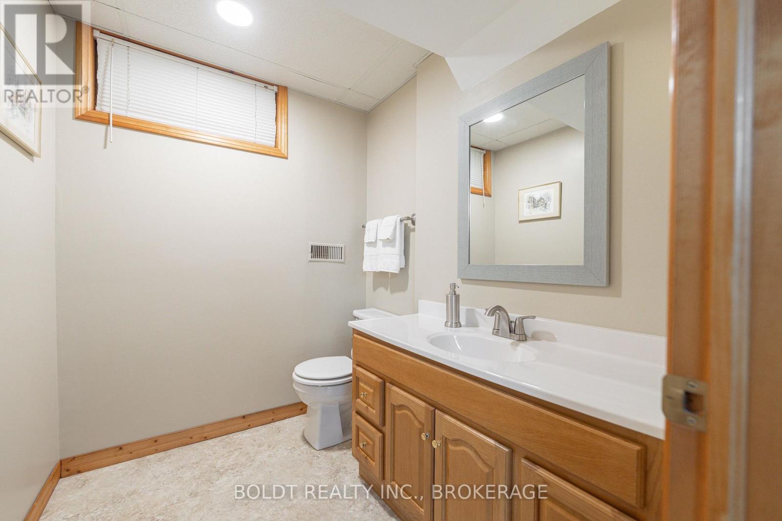 48 Homestead Drive, Niagara-On-The-Lake, Ontario  L0S 1J0 - Photo 19 - X12992556