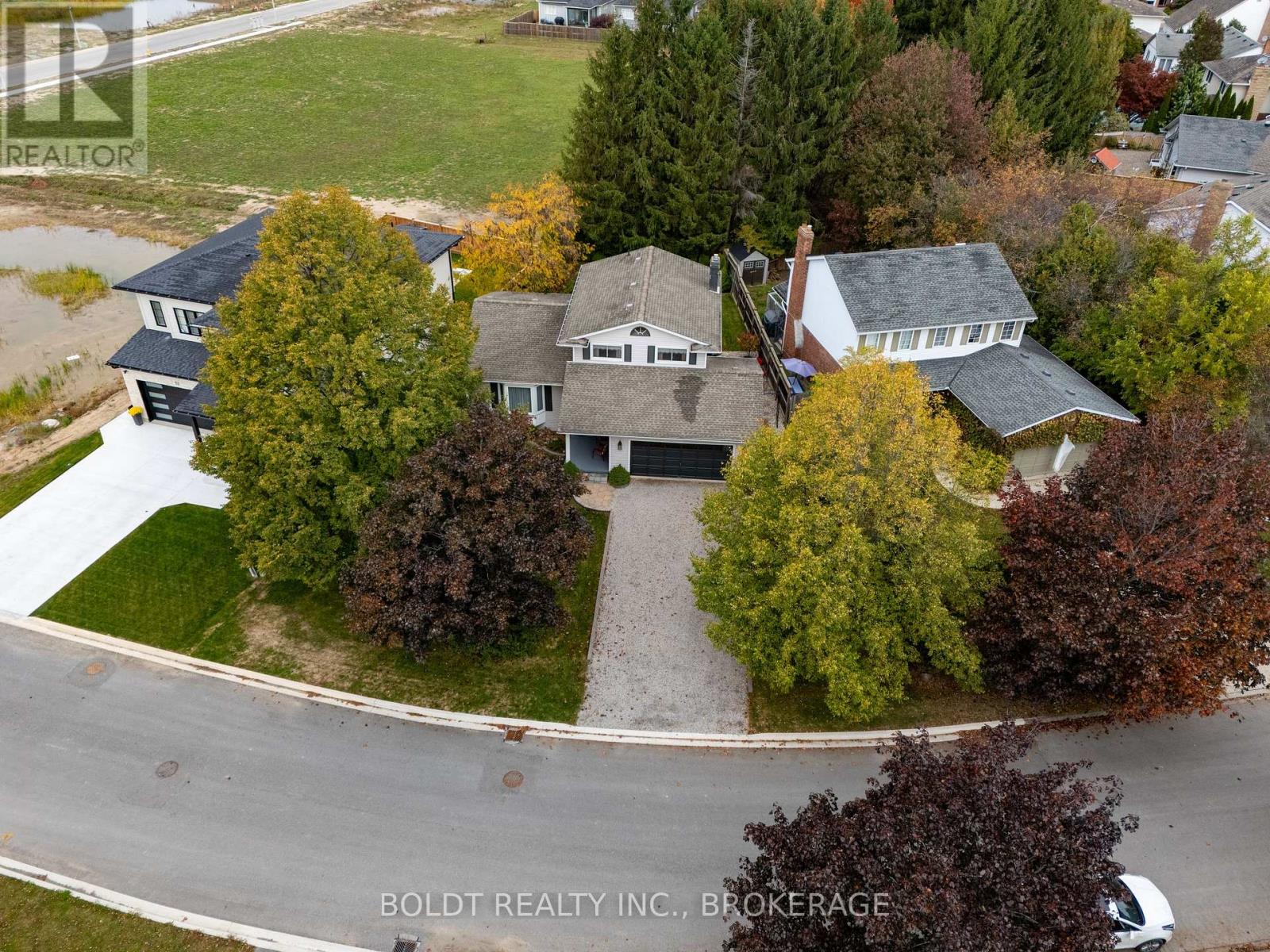 48 Homestead Drive, Niagara-On-The-Lake, Ontario  L0S 1J0 - Photo 3 - X12992556