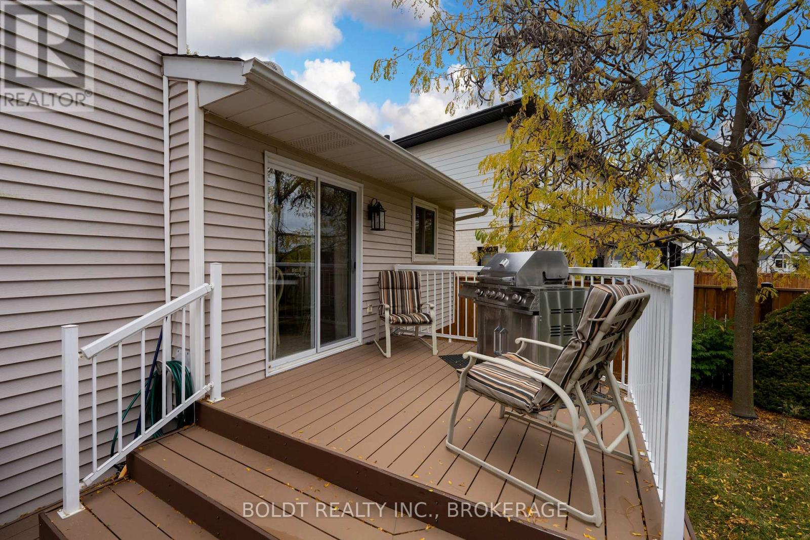 48 Homestead Drive, Niagara-On-The-Lake, Ontario  L0S 1J0 - Photo 34 - X12992556